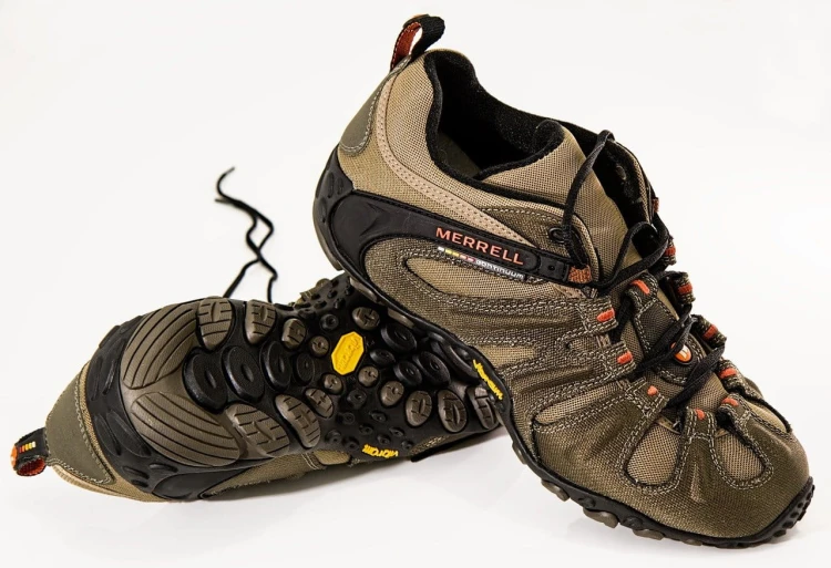 shoes-gc40108852_1280.jpg