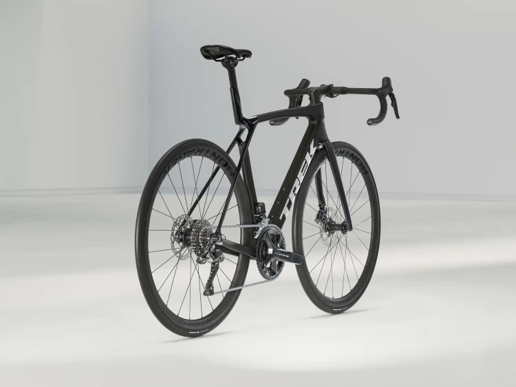 Madone SL 6 Gen 8 2025 - Czarny_2