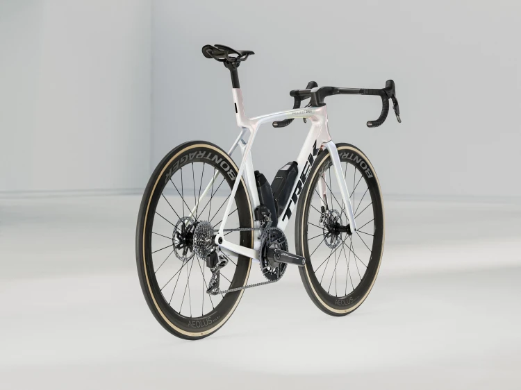 Madone SLR 9 AXS Gen 8 2025 - Biały/niebieski_2