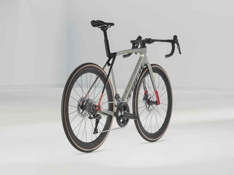 Madone SL 7 Gen 8 2025 - Szary_2
