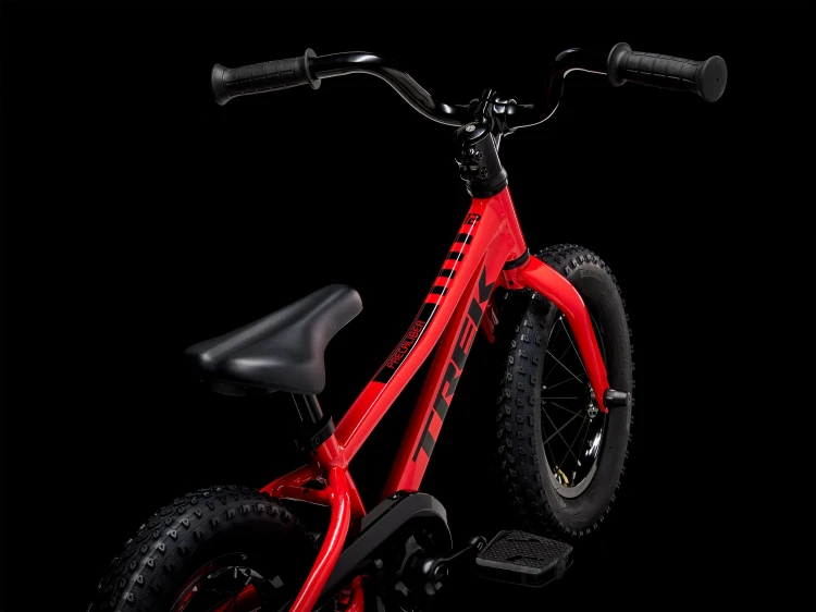 Precaliber 12 2025 - Czerwony_3